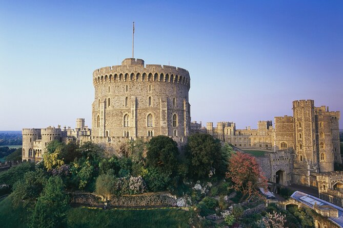 Windsor Castle, Stonehenge, and Oxford Day Trip from London - Three famous places, one very full day