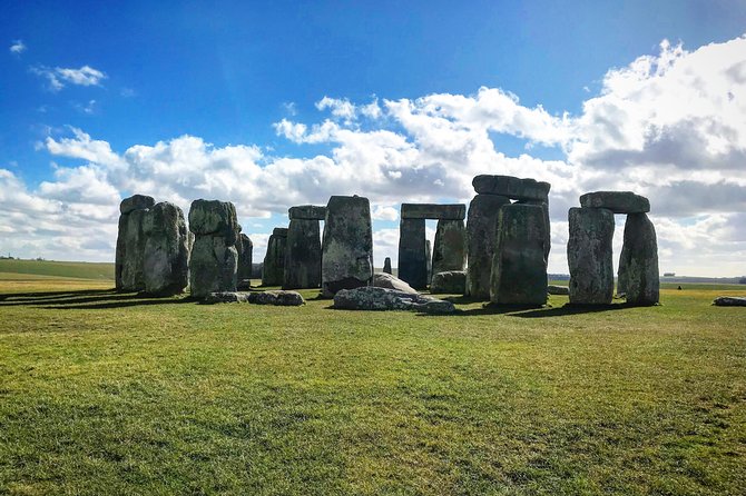 Windsor, Stonehenge and Bath Trip from London - Who should book this tour