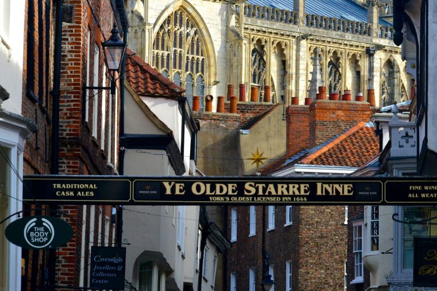 York: City Highlights Small Group Walking Tour - Pace, weather, and walking comfort