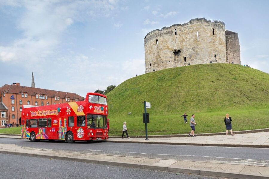 York: City Sightseeing Hop-On Hop-Off Bus Tour - Why this bus works well in York
