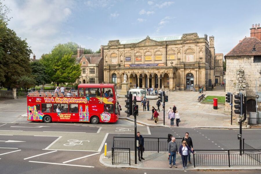 York: City Sightseeing Hop-On Hop-Off Bus Tour - Should you book the York City Sightseeing bus?
