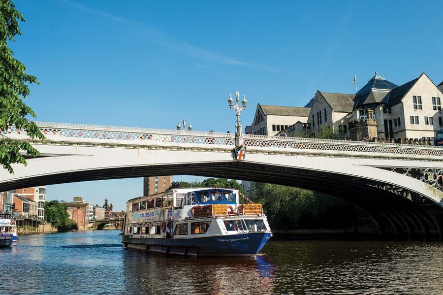 York: Daytime Sightseeing Boat Cruise with Live Commentary - Flooding and the practical risk of cancellation