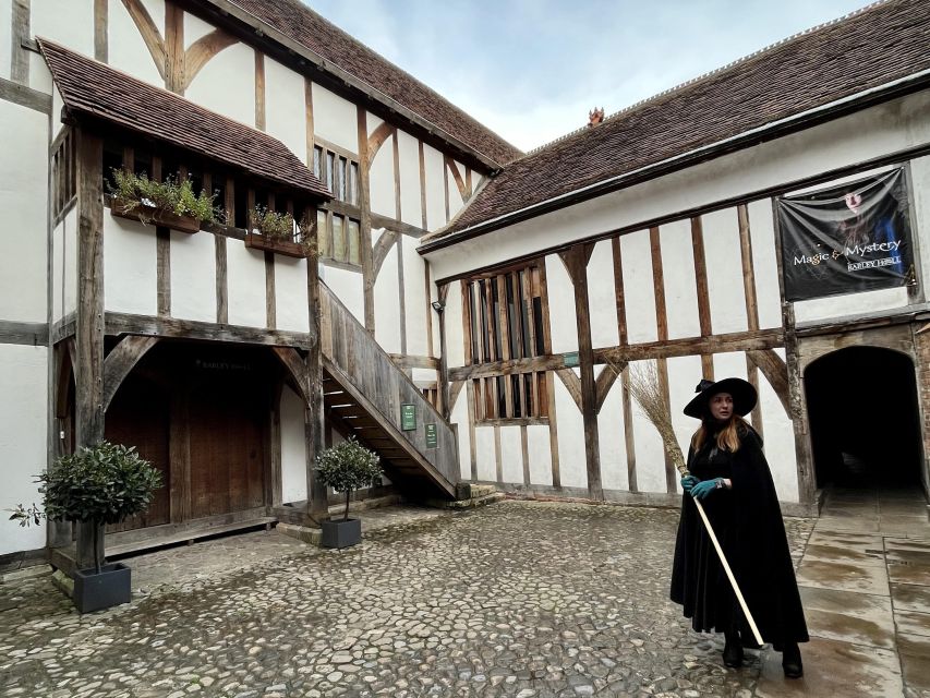 York: Witches and History Old Town Walking Tour - Petergate, Stonegate, and the clues in old streets