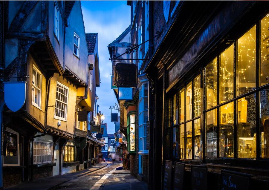 York: Witches and History Old Town Walking Tour - Meeting your witch at Whip-Ma-Whop-Ma-Gate